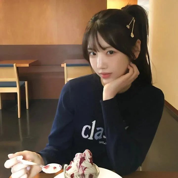 红色八爪女
